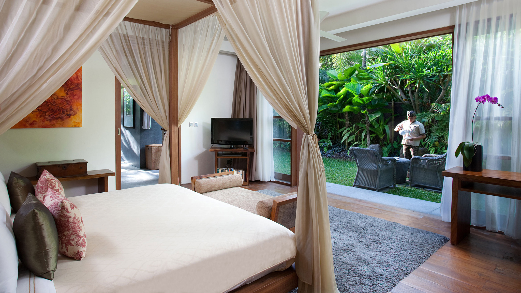 Villa Sarasvati - Guest bedroom with pocket garden Villa Sarasvati - Guest bedroom with pocket garden